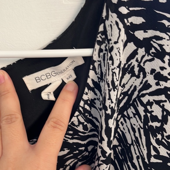 BCBG dress, XXS - Picture 3 of 4